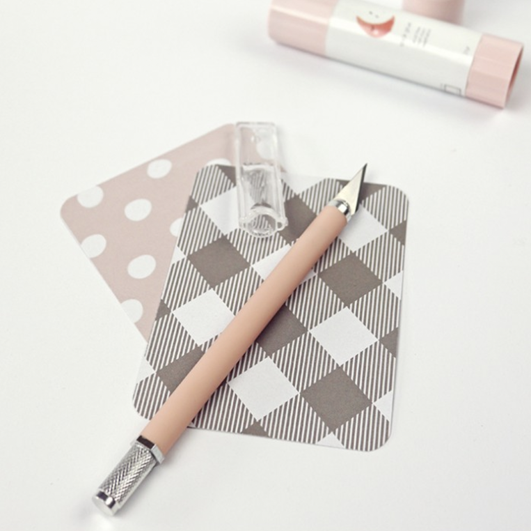 Cúter de Precisión Rosa Alúa Cid