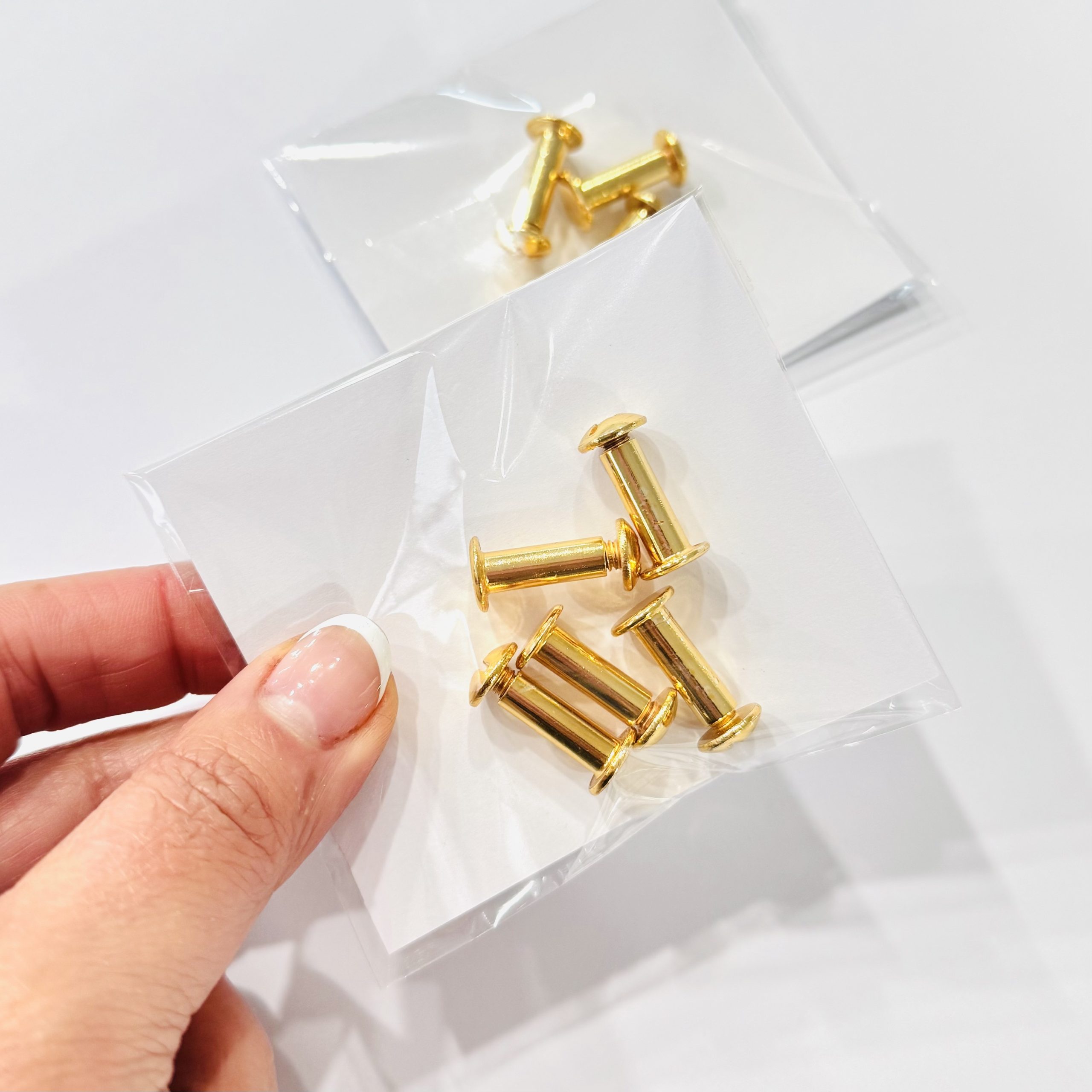 Perno Encuadernación 15mm,, dorado