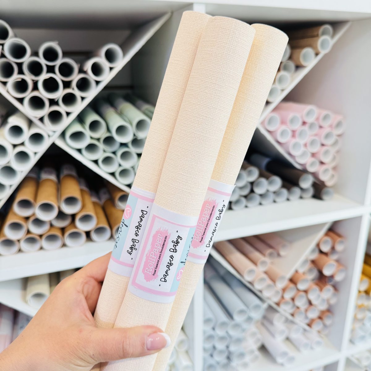 RollPaper - Damasco Baby