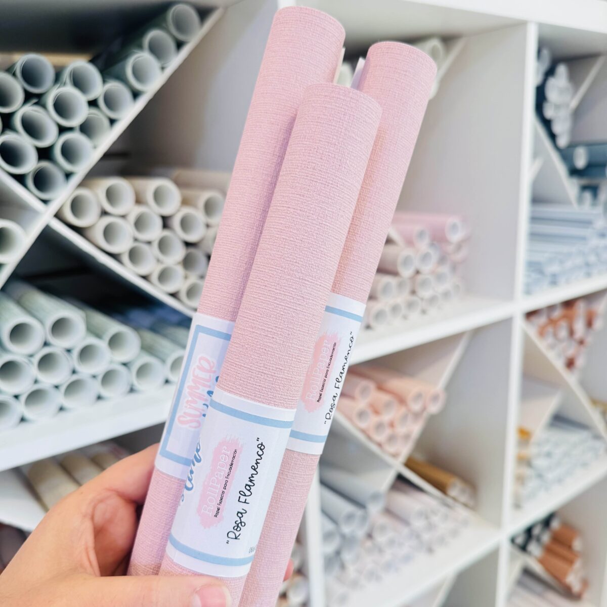 - RollPaper - Rosa Flamenco